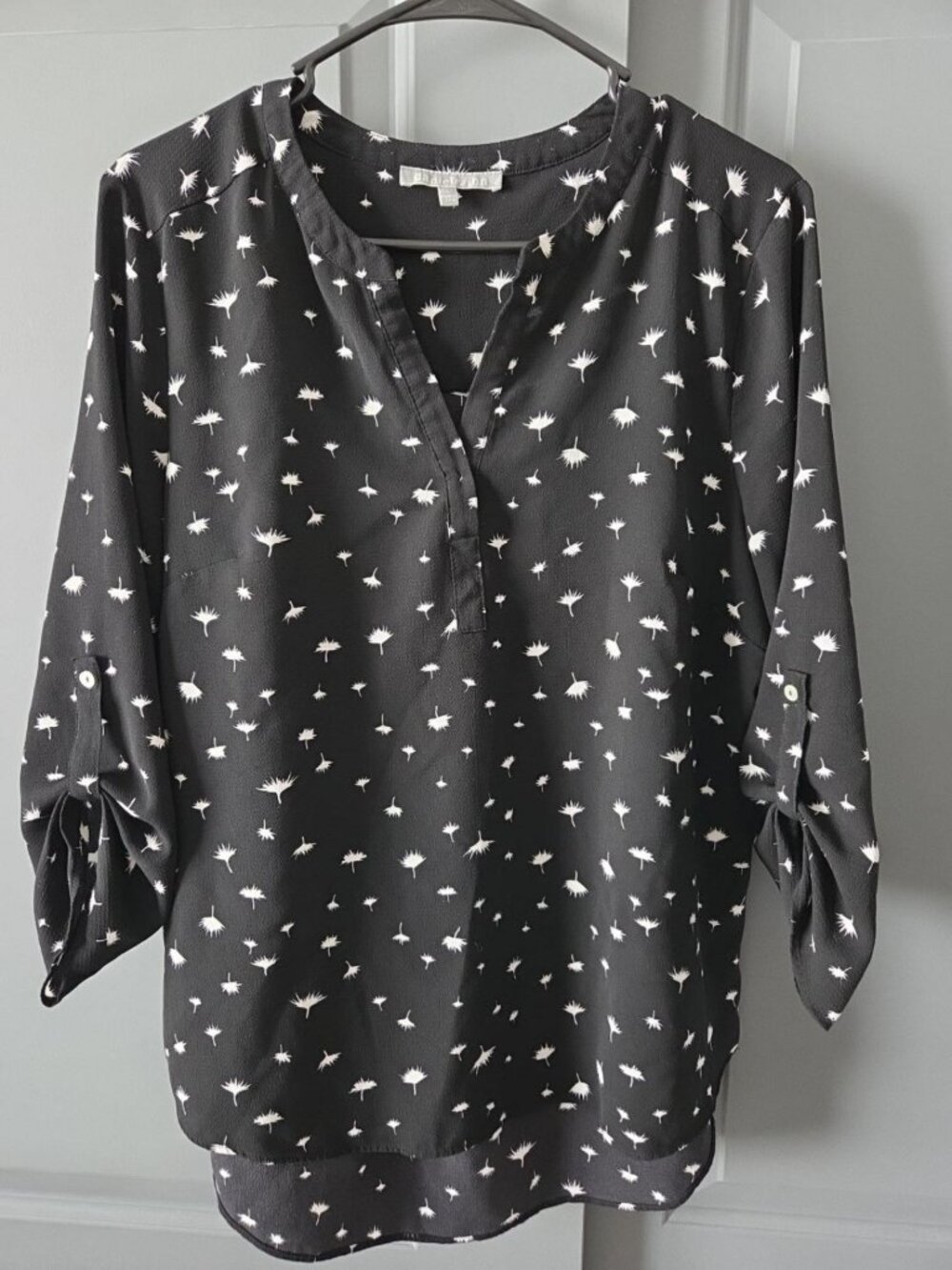 Daniel Rainn Large Black Ivory Botanical Print Roll Tab Blouse